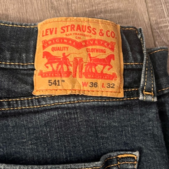 Men levis - Picture 3 of 3